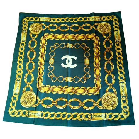 chanel carre de soie|Foulards — Mode .